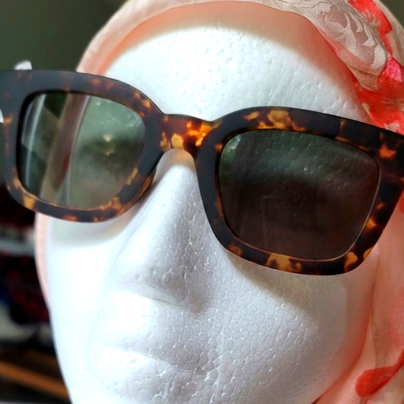 NWT Adidas Women's Square Tortoiseshell Frame and Green Lenses Sunglasses - Picture 4 of 11